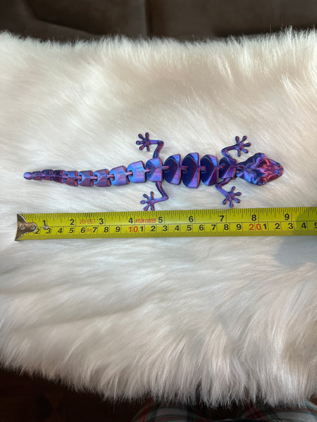 Dual Colored Articualted Gecko